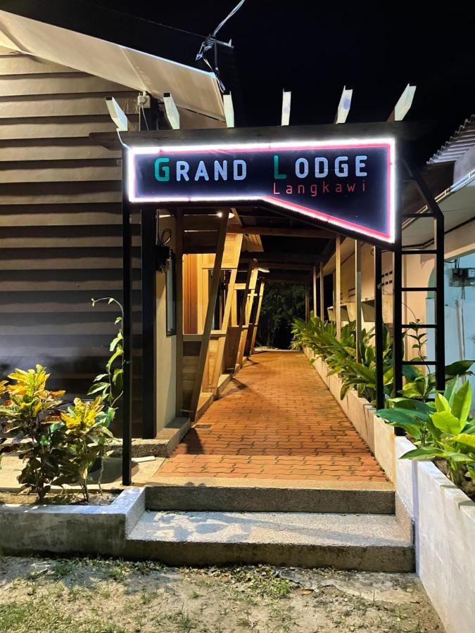 Grand Lodge Langkawi Pantai Cenang (Langkawi) Exterior foto